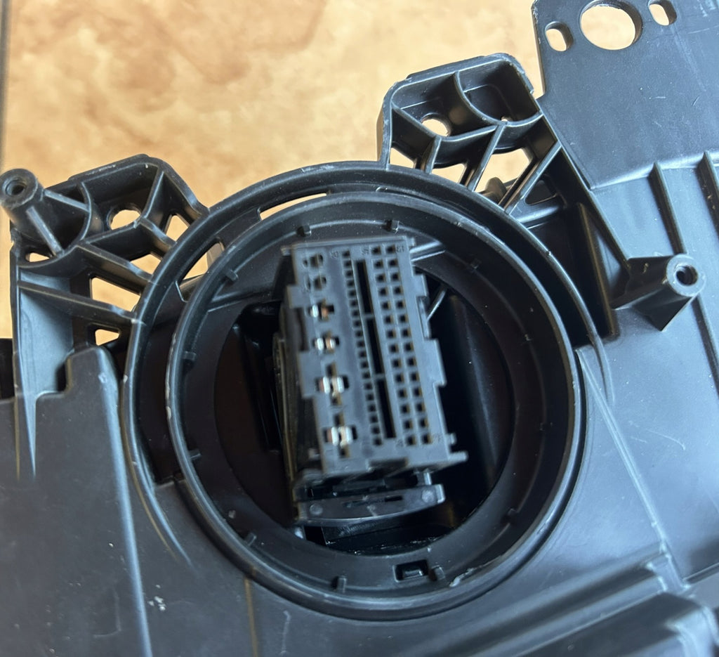Frontscheinwerfer Porsche Taycan 9J1941032 LED Rechts Scheinwerfer Headlight SCH3447331340fo