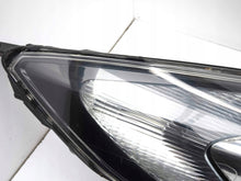 Laden Sie das Bild in den Galerie-Viewer, Frontscheinwerfer Opel Zafira C 39009024 Rechts Scheinwerfer Headlight