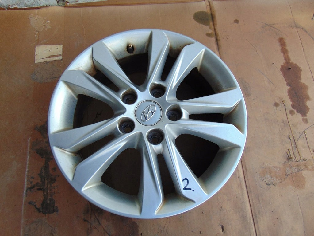 1x Alufelge 16 Zoll 6.5" 5x114.3 45ET Silber PZ474-E067D-Z Toyota Auris FEL3823882763za