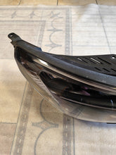 Laden Sie das Bild in den Galerie-Viewer, Frontscheinwerfer Hyundai I30 III LED Rechts Scheinwerfer Headlight