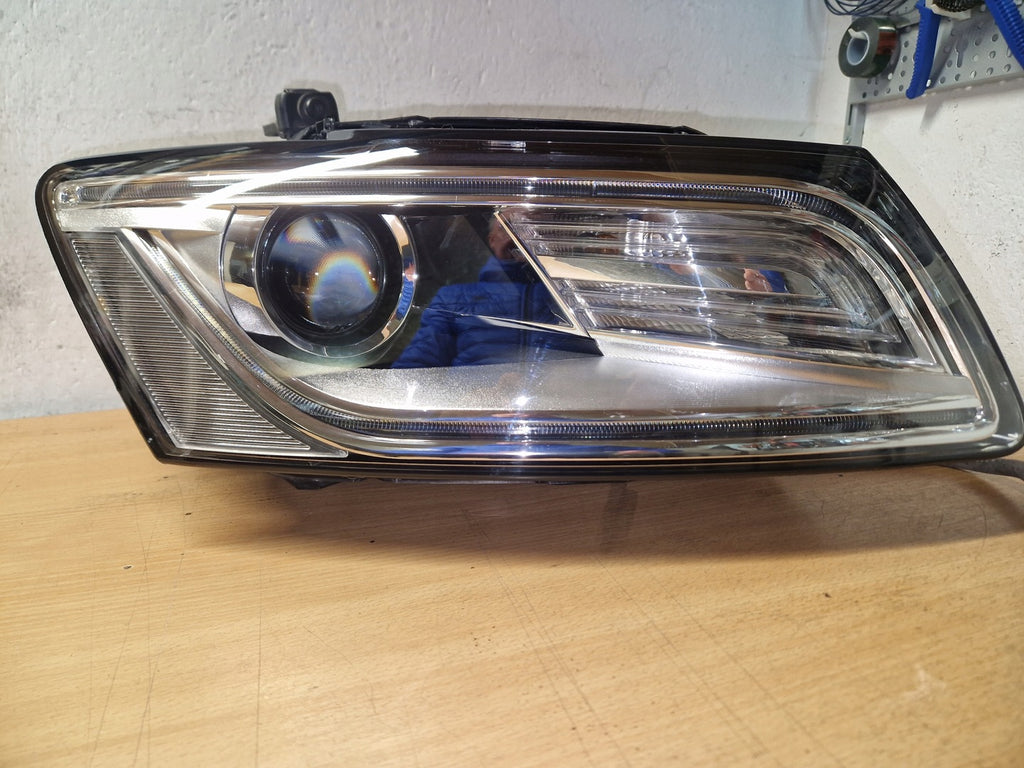 Frontscheinwerfer Audi Q5 8R0941006C 90038851 Rechts Scheinwerfer Headlight