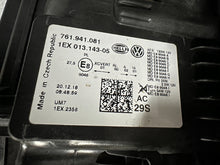 Laden Sie das Bild in den Galerie-Viewer, Frontscheinwerfer VW Touareg 761941081 LED Links Scheinwerfer Headlight