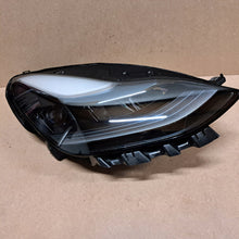 Laden Sie das Bild in den Galerie-Viewer, Frontscheinwerfer Tesla Model 3 151495300D LED Rechts Scheinwerfer Headlight