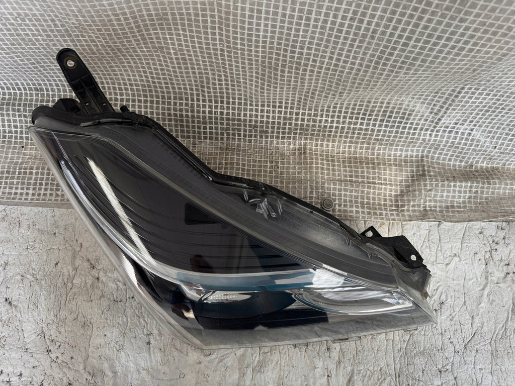Frontscheinwerfer Toyota Yaris Rechts Scheinwerfer Headlight SCH1491694924cd