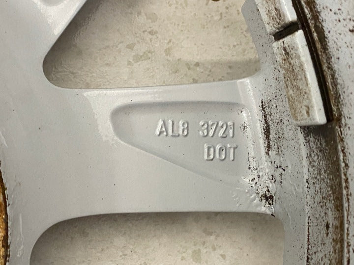 1x Alufelge 16 Zoll 6.5" 5x120 51ET Glanz Silber 7E0601025N VW Rim Wheel FEL2651300332hv