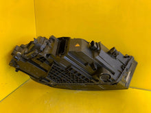 Laden Sie das Bild in den Galerie-Viewer, Frontscheinwerfer Audi Q7 4M0941005 Xenon Links Scheinwerfer Headlight