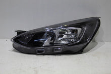 Laden Sie das Bild in den Galerie-Viewer, Frontscheinwerfer Ford Focus MX7B-13E015-CC LED Links Scheinwerfer Headlight