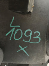 Load image into Gallery viewer, Frontscheinwerfer VW Transporter 7D1941010J 7D1941009J Rechts oder Links