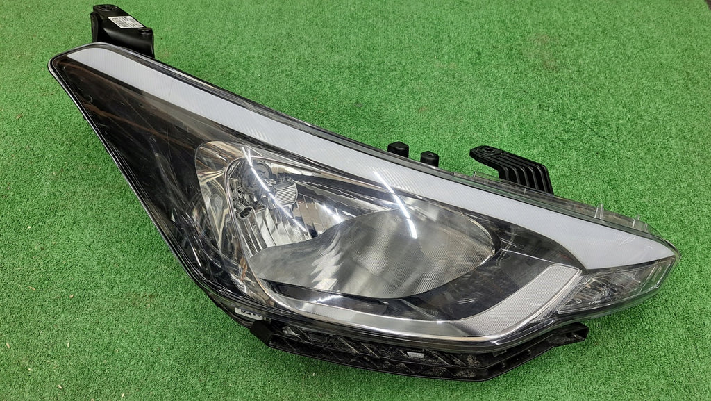 Frontscheinwerfer Hyundai I20 92102C8000 Rechts Scheinwerfer Headlight