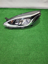 Laden Sie das Bild in den Galerie-Viewer, Frontscheinwerfer Ford Fiesta I H1BB-13W030-CE Xenon Links Headlight SCH2305599636hw