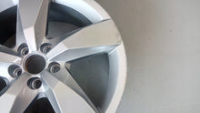 Load image into Gallery viewer, 1x Alufelge 17 Zoll 6.5" 5x112 39ET Glanz Silber 2GM601025A VW T-Cross Rim Wheel FEL7878986931zr