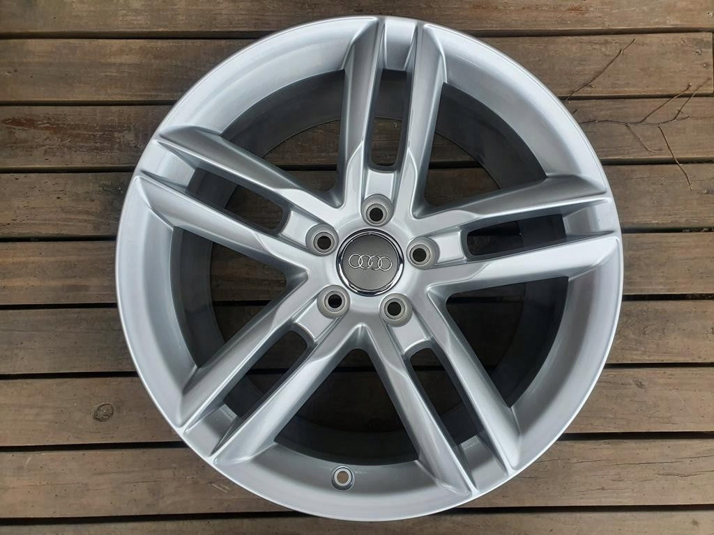 1x Alufelge 18 Zoll 9.0" 5x112 52ET Glanz Silber 8J0601025AN Audi Tt Rim Wheel