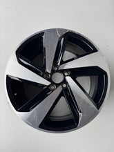 Load image into Gallery viewer, 1x Alufelge 18 Zoll 7.5" 5x100 51ET 2G0601025AB VW I 17 Rim Wheel FEL8365899377de