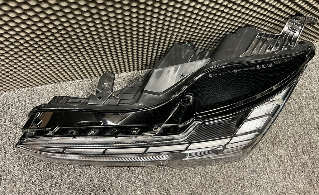 Frontscheinwerfer Volvo 80000401 Links Scheinwerfer Headlight SCH4469392204al