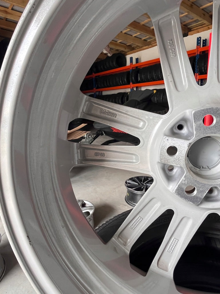 1x Alufelge 19 Zoll 5x112 6877328 BMW 1 Rim Wheel FEL4521734435hg