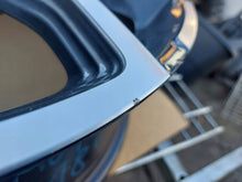 Load image into Gallery viewer, 1x Alufelge 18 Zoll 7.0" 5x114.3 40ET Glanz Schwarz 403001861R Renault Rim Wheel FEL9318778477sc