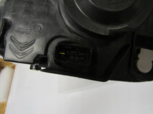 Laden Sie das Bild in den Galerie-Viewer, Frontscheinwerfer Citroën C4 Cactus 9800901380 Links Scheinwerfer Headlight