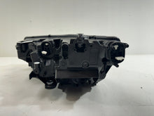 Laden Sie das Bild in den Galerie-Viewer, Frontscheinwerfer Skoda Octavia IV 5E494101812 LED Rechts Scheinwerfer Headlight SCH5728730241ku