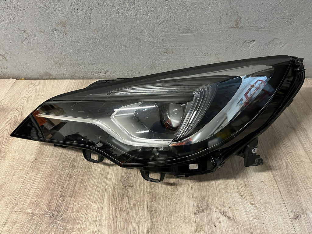 Frontscheinwerfer Opel Astra K 39055745 39055746 Ein Stück (Rechts oder Links)