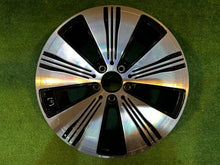 Laden Sie das Bild in den Galerie-Viewer, 1x Alufelge 18 Zoll 7.5" 5x112 53 5ET A2434010100 Mercedes-Benz Eqa Eqb FEL4231546594gk