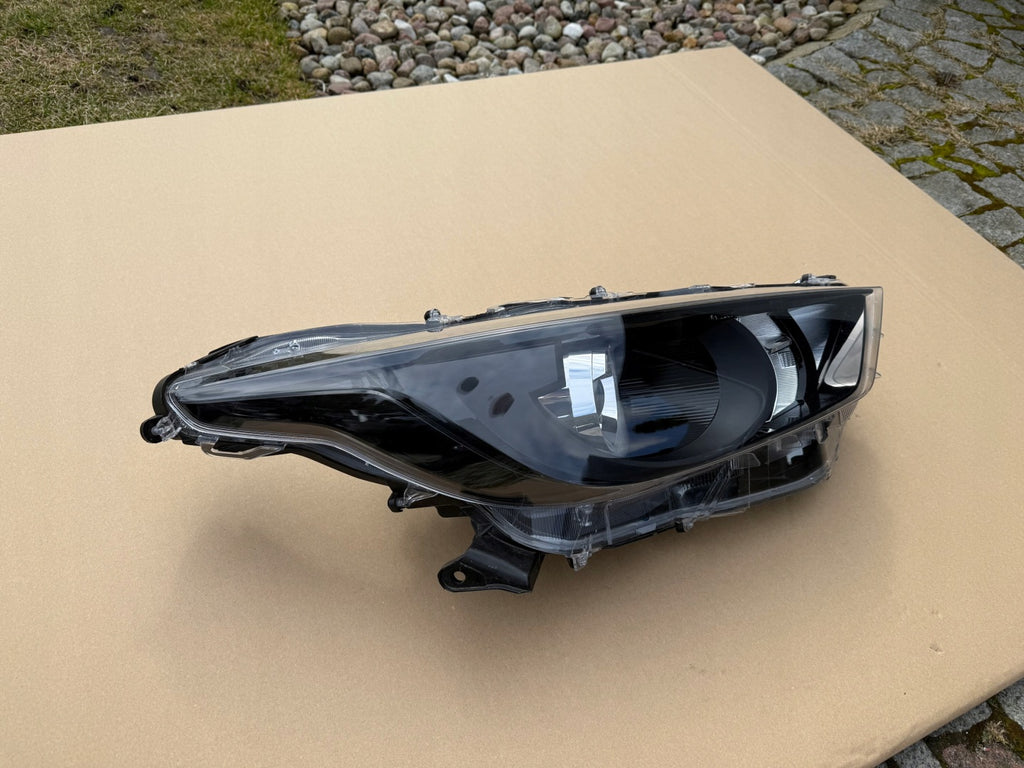 Frontscheinwerfer Toyota Yaris KO-6EU LED Rechts Scheinwerfer Headlight SCH4619565089or