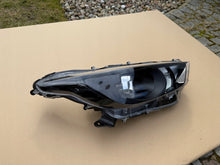 Laden Sie das Bild in den Galerie-Viewer, Frontscheinwerfer Toyota Yaris KO-6EU LED Rechts Scheinwerfer Headlight SCH4619565089or