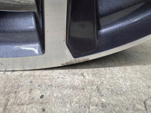 Load image into Gallery viewer, 1x Alufelge 18 Zoll 7.0" 5x114.3 40ET Glanz 4261116620 Toyota Corolla Rim Wheel FEL7743012400om