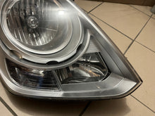 Load image into Gallery viewer, Frontscheinwerfer Hyundai H1 H-1 92102-4H000 Rechts Scheinwerfer Headlight