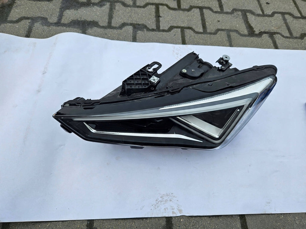 Frontscheinwerfer Seat Leon 5FB941035C Vorderseite Scheinwerfer Headlight