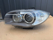 Laden Sie das Bild in den Galerie-Viewer, Frontscheinwerfer BMW E87 7181281-03 Xenon Links Scheinwerfer Headlight SCH9987746105eu