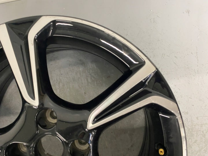 1x Alufelge 17 Zoll 7.0" 4x108 38ET Glanz Schwarz 39182183 Opel Corsa F FEL7756430098yv