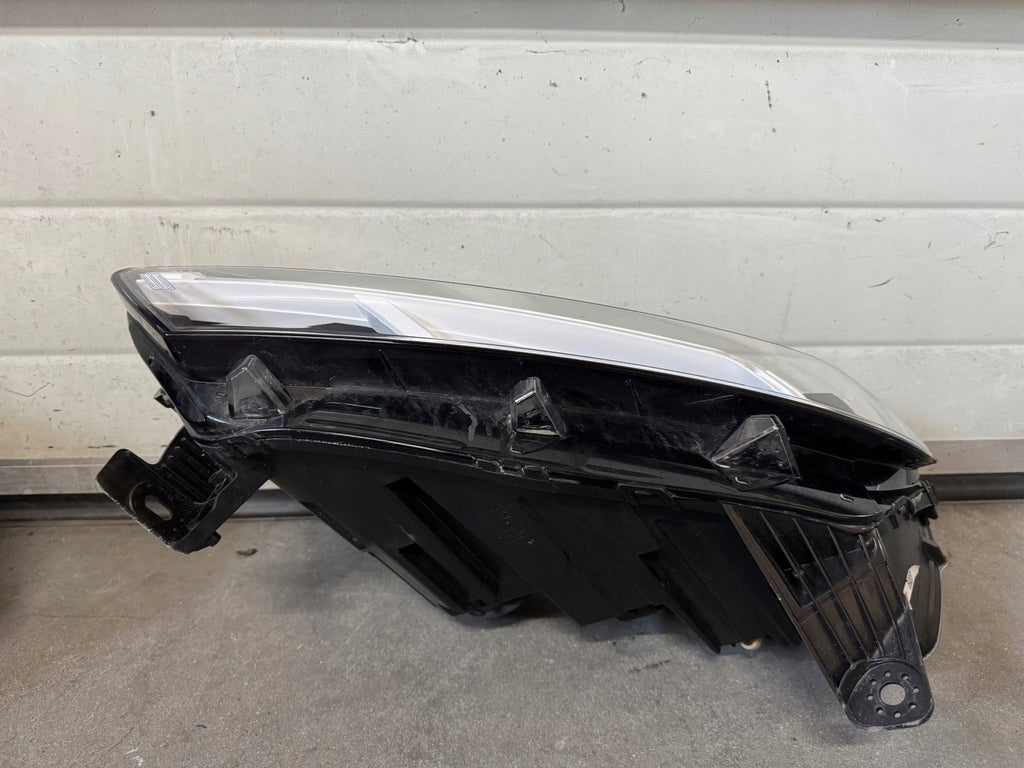 Frontscheinwerfer Dacia Sandero III 260602561R Links Scheinwerfer Headlight SCH4203977539ag