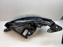 Laden Sie das Bild in den Galerie-Viewer, Frontscheinwerfer Peugeot 2008 9823193480 Rechts Scheinwerfer Headlight SCH4190908906lx
