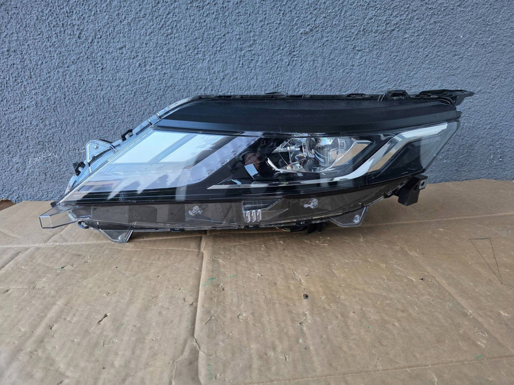 Frontscheinwerfer Mitsubishi L200 8301D381 LED Links Scheinwerfer Headlight SCH4144715081fa
