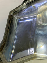 Laden Sie das Bild in den Galerie-Viewer, Frontscheinwerfer Honda Insight 100-22875 Links Scheinwerfer Headlight