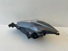Load image into Gallery viewer, Frontscheinwerfer Mazda 2 Dj DB5J-51030 Rechts Scheinwerfer Headlight