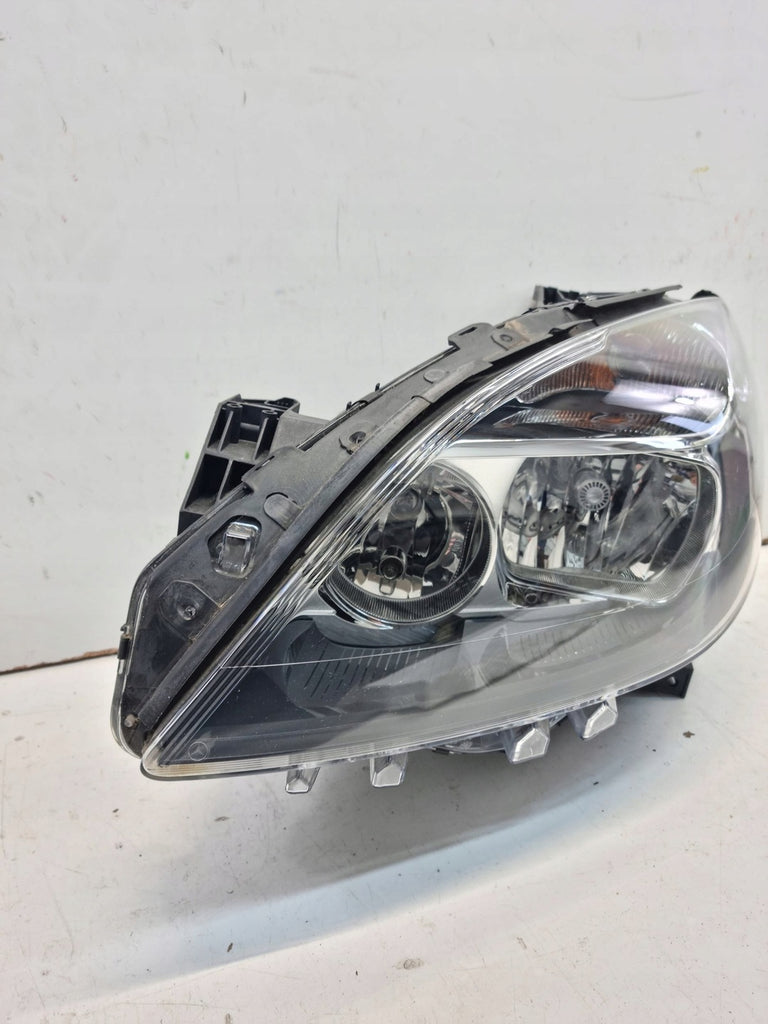 Frontscheinwerfer Mercedes-Benz W246 A2468200161 LED Links Headlight