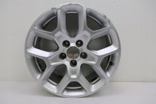 Laden Sie das Bild in den Galerie-Viewer, 1x Alufelge 17 Zoll 7.0" 5x110 40ET Glanz Silber 735577525 Jeep Renegade FEL5111366840br