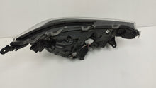 Laden Sie das Bild in den Galerie-Viewer, Frontscheinwerfer Toyota 4 IV 81185-42A33 LED Links Scheinwerfer Headlight
