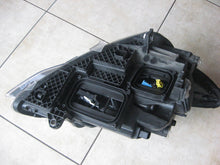 Laden Sie das Bild in den Galerie-Viewer, Frontscheinwerfer Mercedes-Benz Vito W447 A4479069700 Links Headlight SCH4592422124bi