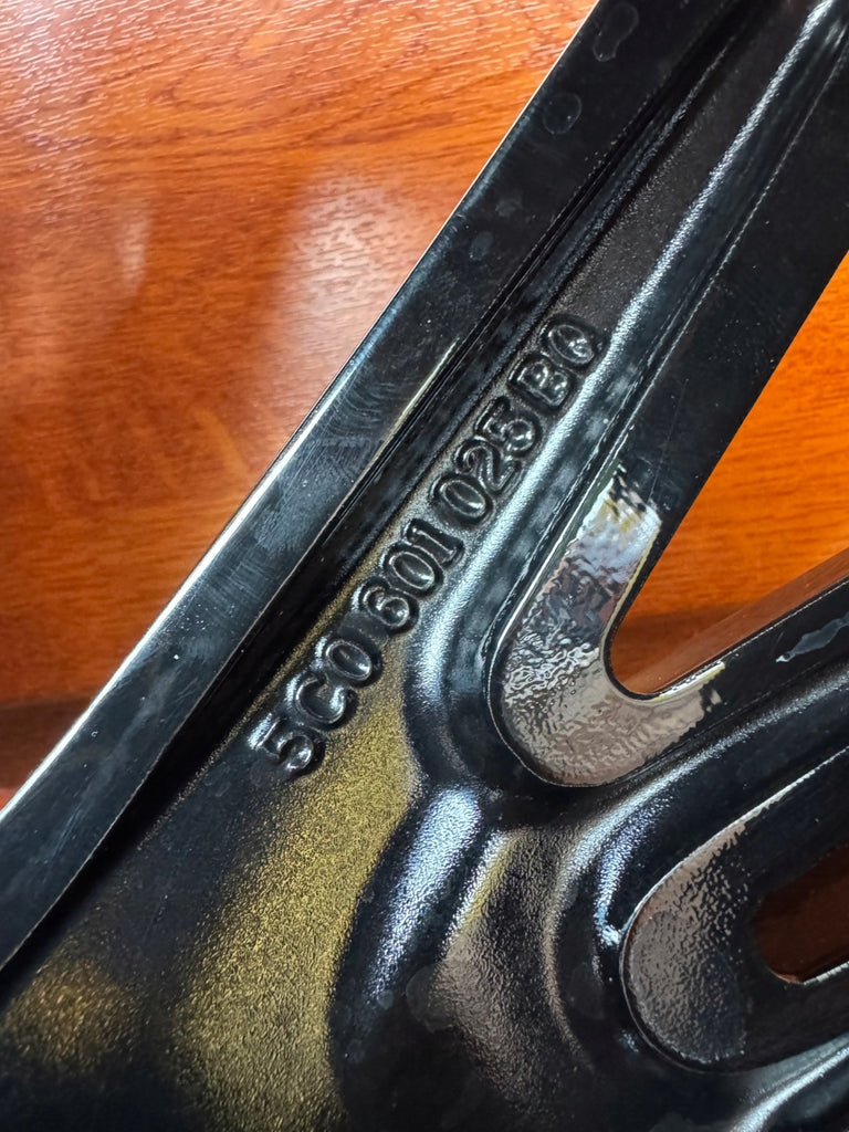 1x Alufelge 17 Zoll 7.0" 5x112 43ET 5C0601025BQ VW Beetle Golf I Rim Wheel FEL5219179019md