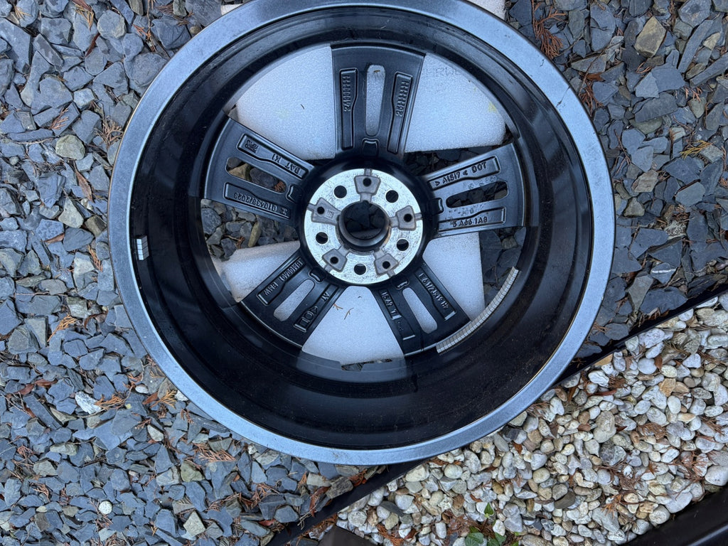 1x Alufelge 19 Zoll 6.5" 5x112 42ET Glanz Grau 5A661A8 BMW X1 Rim Wheel FEL5884480620nr