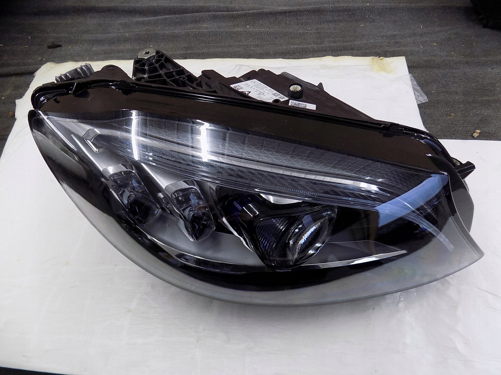 Frontscheinwerfer Mercedes-Benz W205 2059061606 LED Rechts Headlight