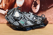 Load image into Gallery viewer, Frontscheinwerfer Audi A3 8V0941005CD Bi-Xenon Links Scheinwerfer Headlight