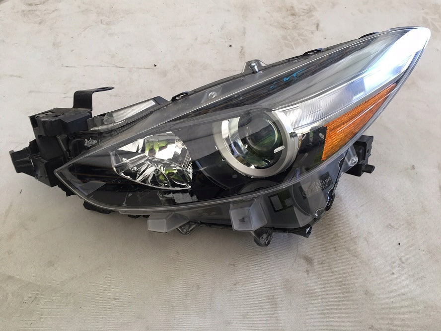 Frontscheinwerfer Mazda 3 BACS-51040 Links Scheinwerfer Headlight