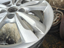 Load image into Gallery viewer, 1x Alufelge 17 Zoll 6.5" 5x114.3 48ET Silber 52910-2S210 Hyundai Tucson FEL6655163795wy