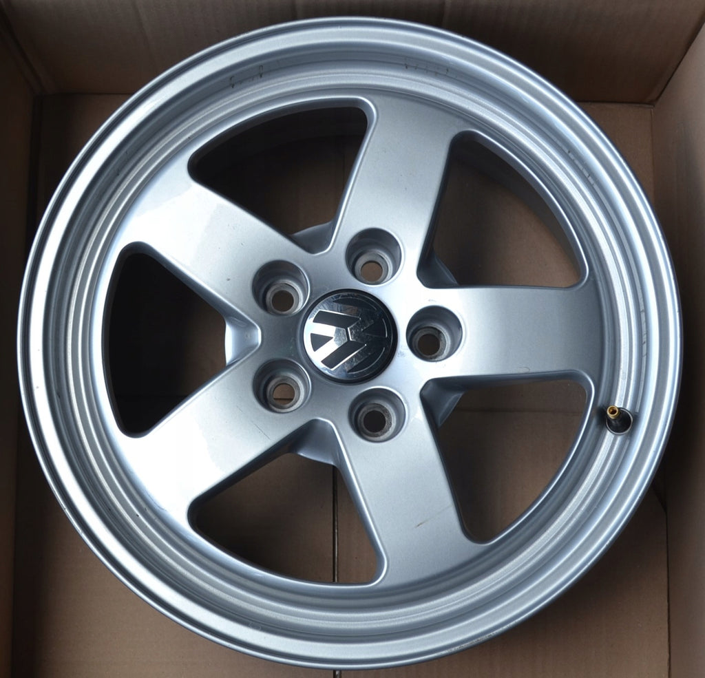 4x Alufelge 16 Zoll 7.0" 5x112 35ET Glanz Silber 8W0601025 Audi Rim Wheel