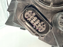 Load image into Gallery viewer, Frontscheinwerfer Mercedes-Benz Cla C117 A1178200461 Rechts Headlight SCH4556702359un