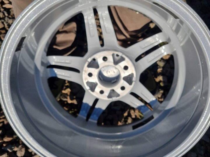 4x Alufelge 17 Zoll 7.0" 5x112 44 5ET Glanz Silber Mercedes-Benz Gla Rim Wheel FEL1809007539tj