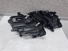 Laden Sie das Bild in den Galerie-Viewer, Frontscheinwerfer Mercedes-Benz W246 A2469065301 A2469066201 Ein Satz Headlight SCH4813639433ud